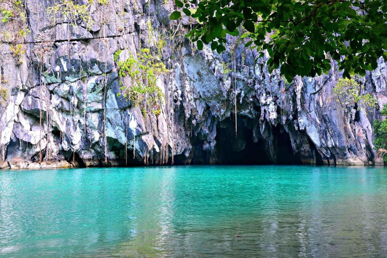 Mbg Travellers Inn Powered By Cocotel Puerto Princesa Ngoại thất bức ảnh