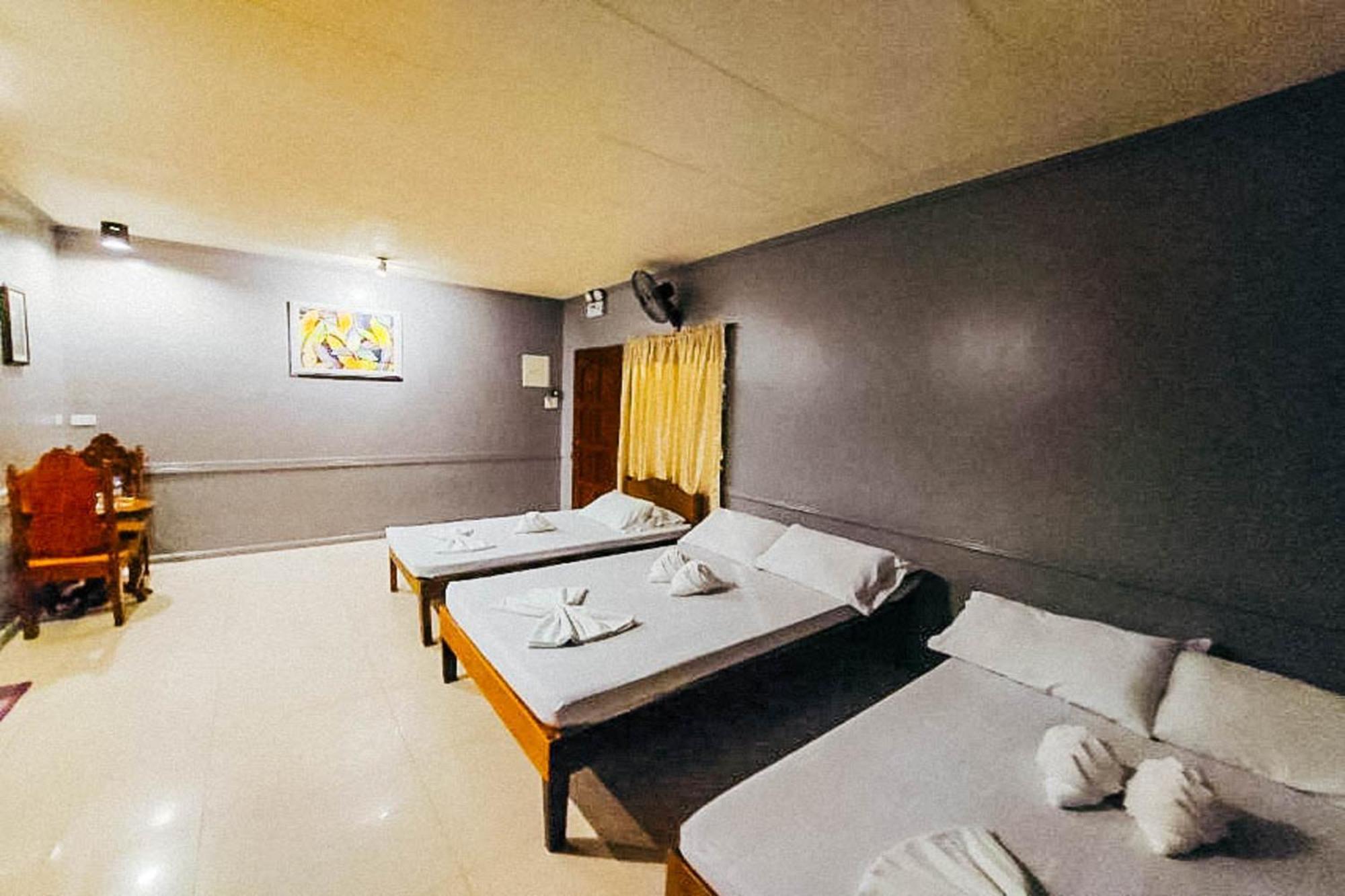 Mbg Travellers Inn Powered By Cocotel Puerto Princesa Phòng bức ảnh